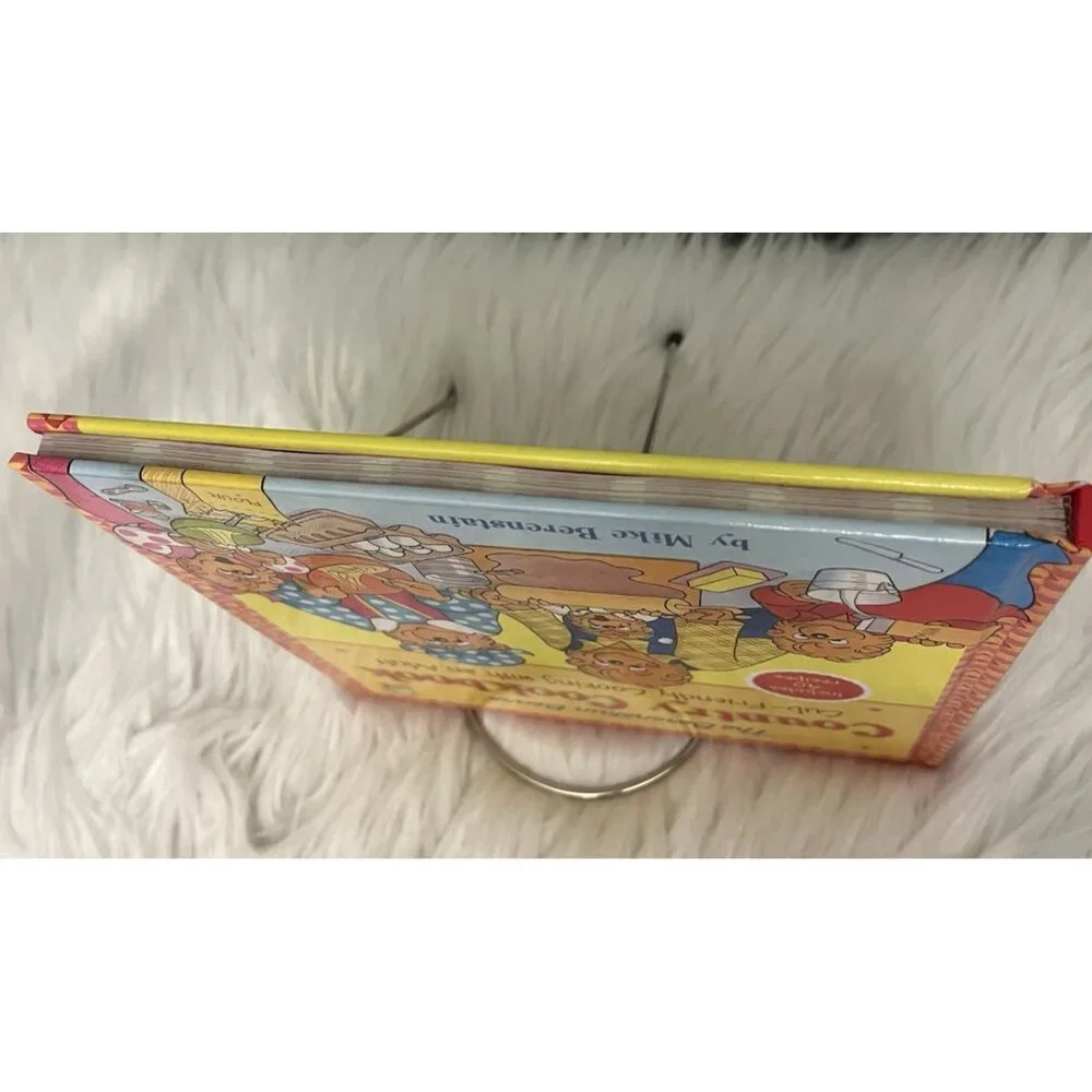 The Berenstain Bears' Country Cookbook Hardback Cub-Friendly Cooking Colorful